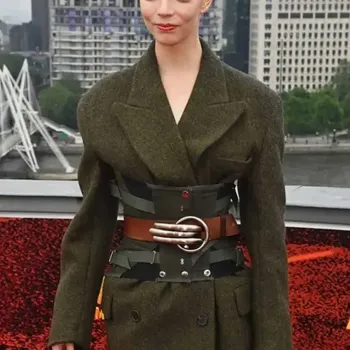  A Mad Max Saga Furiosa Green Peacoat