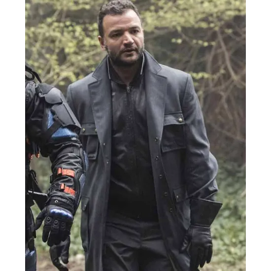 Nick E Tarabay Arrow Coat