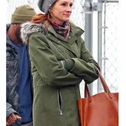 Ben Is Back Julia Roberts Green Coat