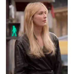 Emily in Paris S2 Camille Razat Black Coat