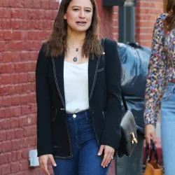 False Positive Ilana Glazer Black Blazer