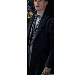 Fantastic Beasts: The Secrets of Dumbledore 2022 Newt Scamander Eddie Coat