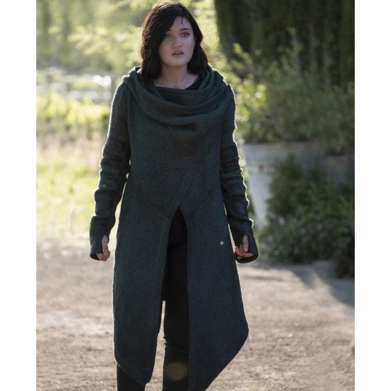 Isa Briones Star Trek Picard Coat