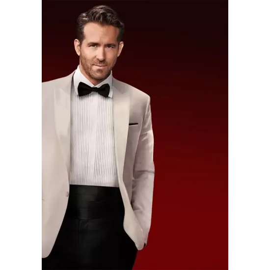 Red Notice Ryan Reynolds White Blazer