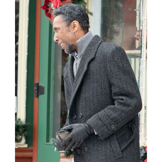 The Holiday Calendar Ron Cephas Jones Black Coat